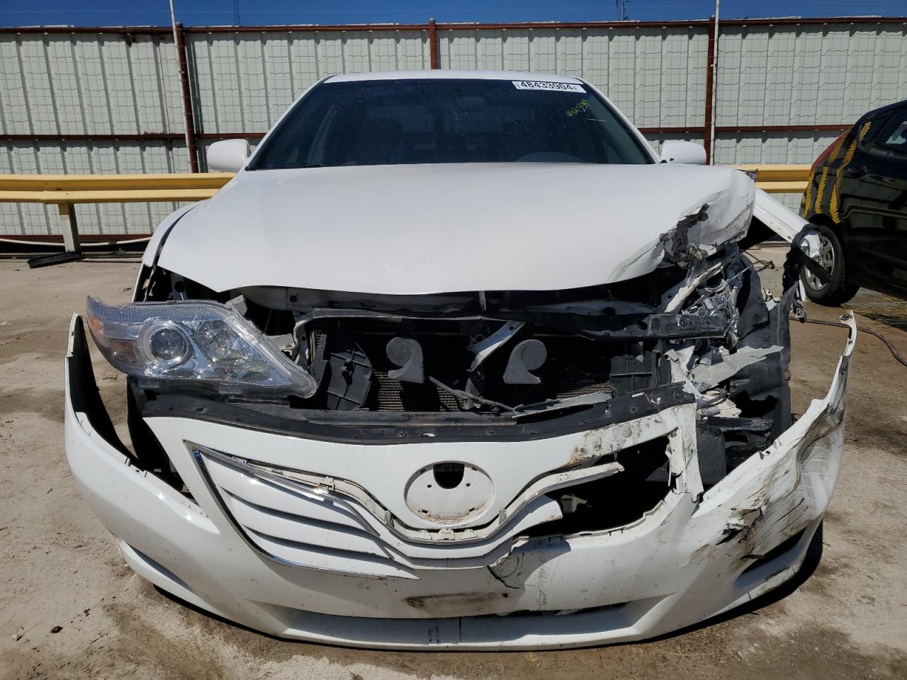 Photo 4 VIN: 4T4BF3EK6BR184585 - TOYOTA CAMRY 