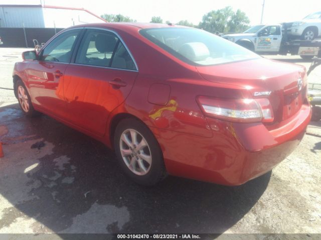 Photo 2 VIN: 4T4BF3EK6BR190676 - TOYOTA CAMRY 