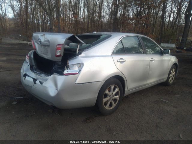 Photo 3 VIN: 4T4BF3EK6BR205452 - TOYOTA CAMRY 