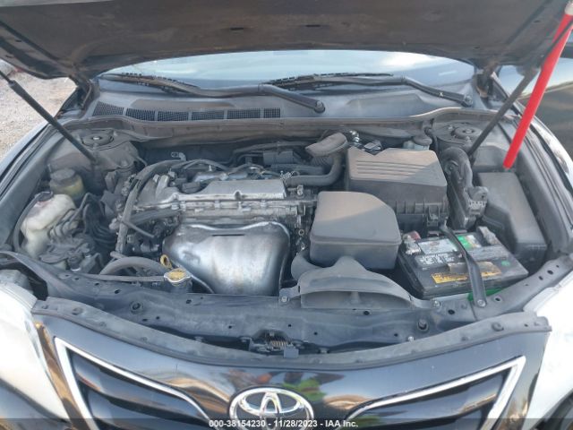 Photo 9 VIN: 4T4BF3EK6BR207475 - TOYOTA CAMRY 