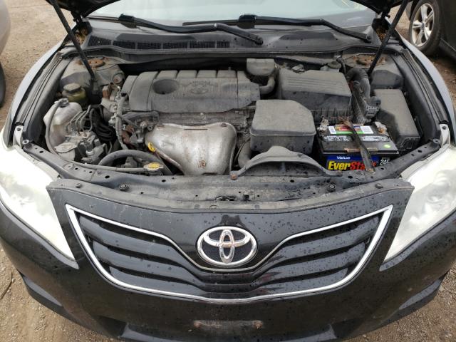 Photo 6 VIN: 4T4BF3EK6BR211803 - TOYOTA CAMRY 