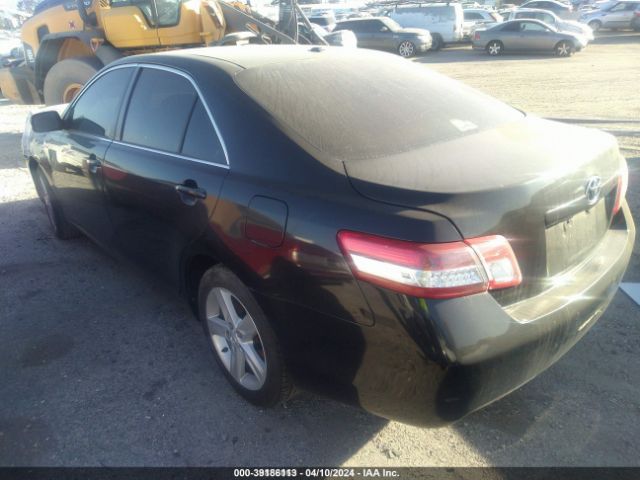 Photo 2 VIN: 4T4BF3EK6BR217911 - TOYOTA CAMRY 