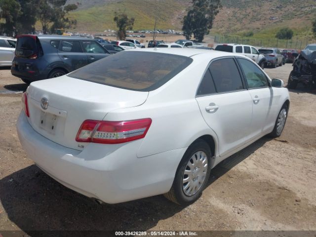 Photo 3 VIN: 4T4BF3EK7AR020230 - TOYOTA CAMRY 