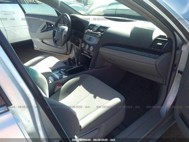 Photo 4 VIN: 4T4BF3EK7AR071954 - TOYOTA CAMRY 