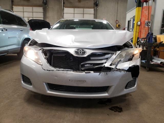 Photo 8 VIN: 4T4BF3EK7AR077141 - TOYOTA CAMRY 