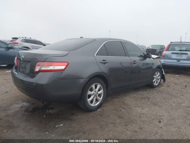 Photo 3 VIN: 4T4BF3EK7AR083733 - TOYOTA CAMRY 