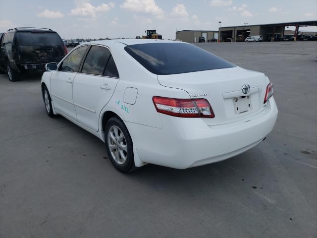 Photo 2 VIN: 4T4BF3EK7BR102170 - TOYOTA CAMRY BASE 