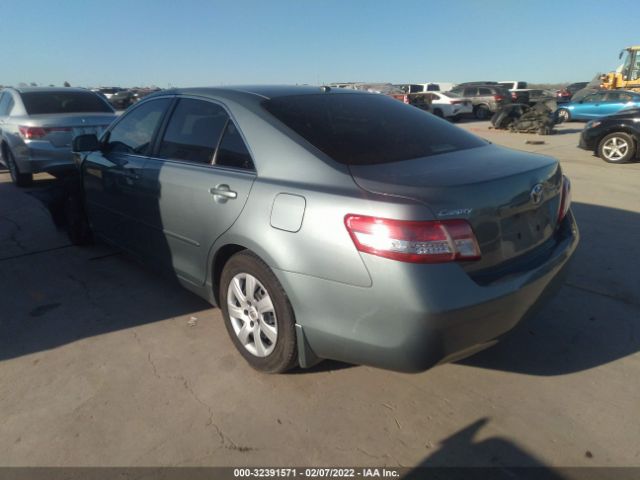 Photo 2 VIN: 4T4BF3EK7BR109572 - TOYOTA CAMRY 