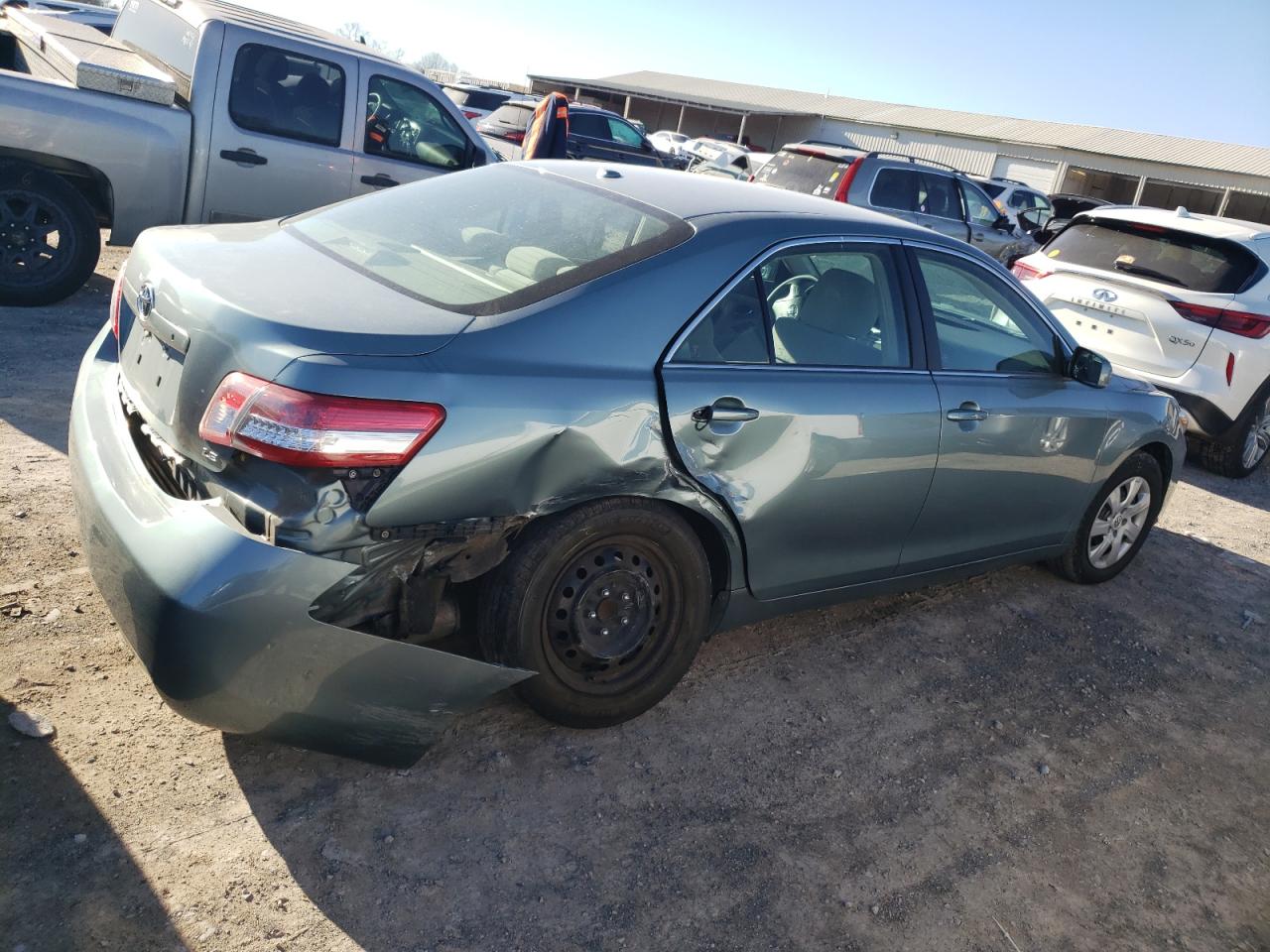 Photo 2 VIN: 4T4BF3EK7BR122435 - TOYOTA CAMRY 