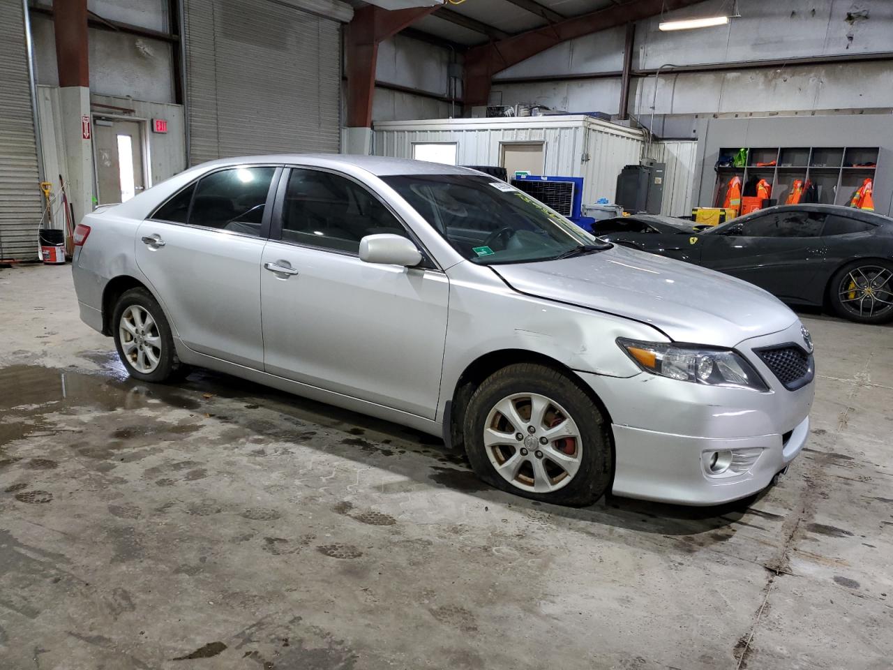 Photo 3 VIN: 4T4BF3EK7BR126680 - TOYOTA CAMRY 