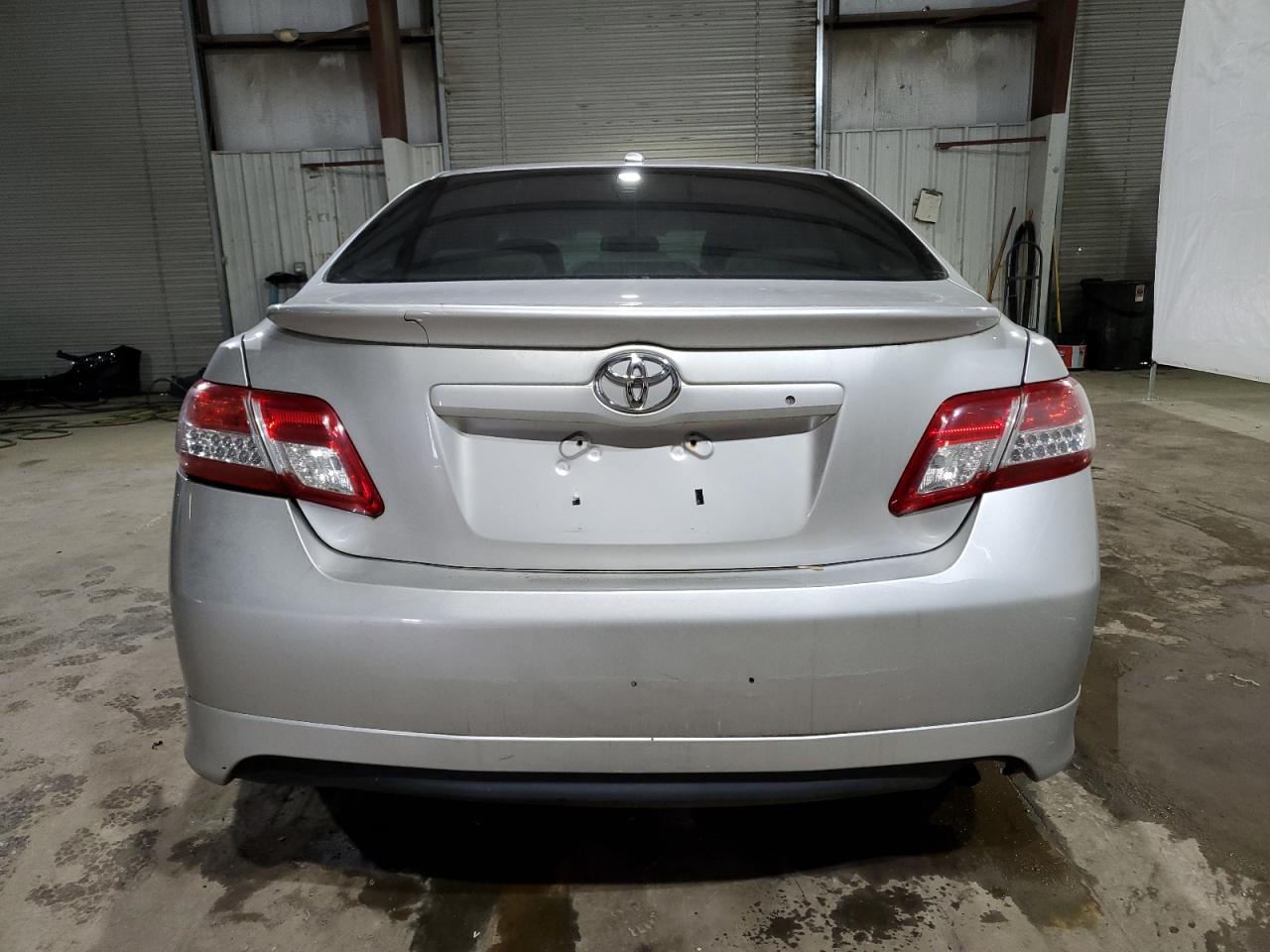 Photo 5 VIN: 4T4BF3EK7BR126680 - TOYOTA CAMRY 