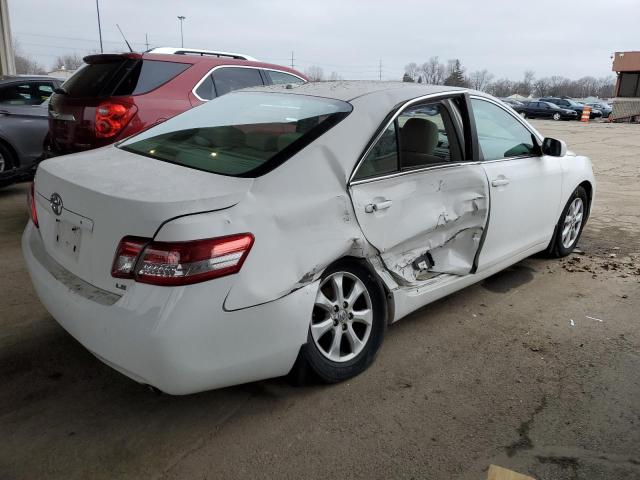 Photo 2 VIN: 4T4BF3EK7BR142040 - TOYOTA CAMRY BASE 