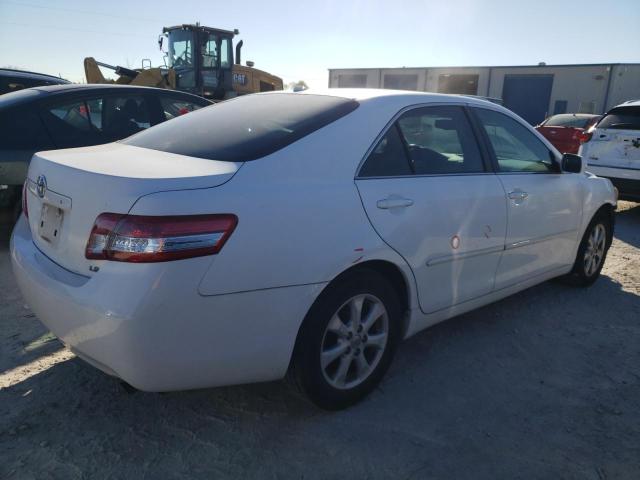 Photo 2 VIN: 4T4BF3EK7BR149263 - TOYOTA CAMRY 