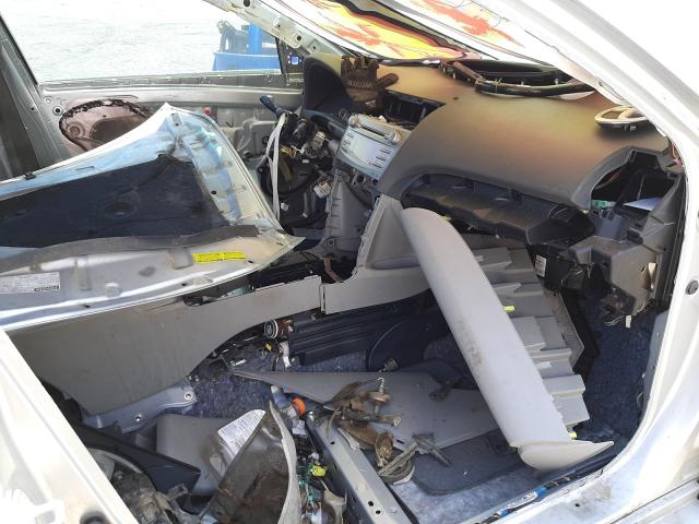 Photo 4 VIN: 4T4BF3EK7BR152969 - TOYOTA CAMRY BASE 