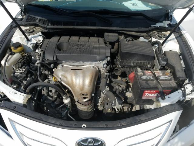 Photo 6 VIN: 4T4BF3EK7BR153197 - TOYOTA CAMRY BASE 