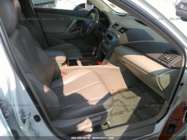 Photo 4 VIN: 4T4BF3EK7BR160148 - TOYOTA CAMRY 