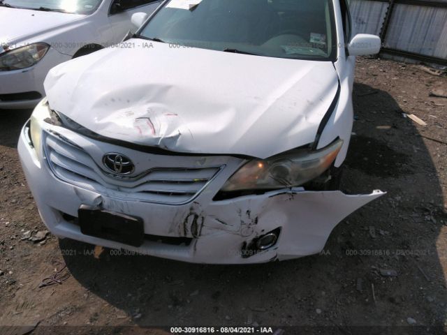 Photo 5 VIN: 4T4BF3EK7BR160148 - TOYOTA CAMRY 