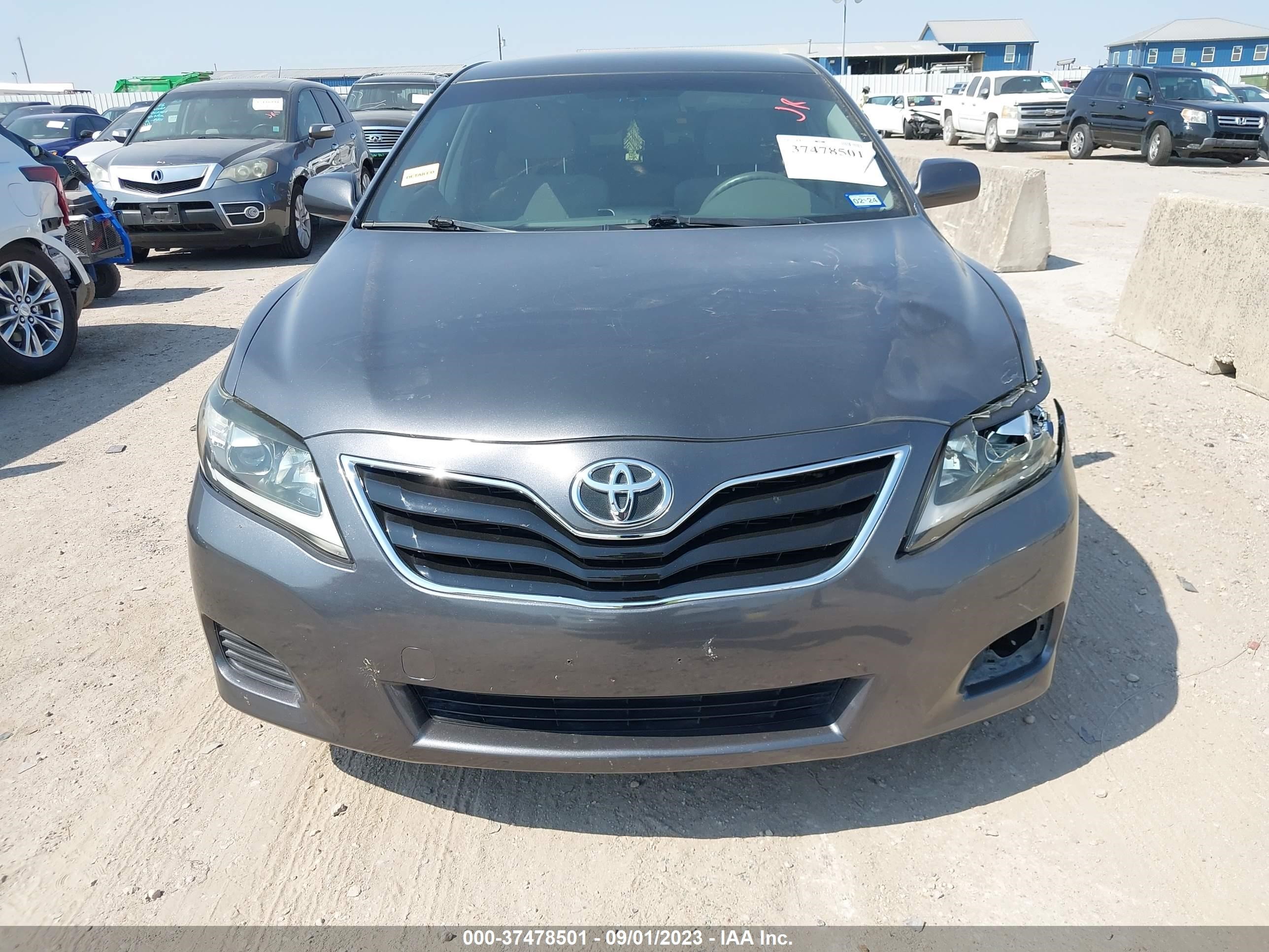 Photo 11 VIN: 4T4BF3EK7BR165480 - TOYOTA CAMRY 