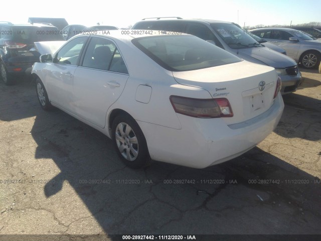 Photo 2 VIN: 4T4BF3EK7BR183039 - TOYOTA CAMRY 