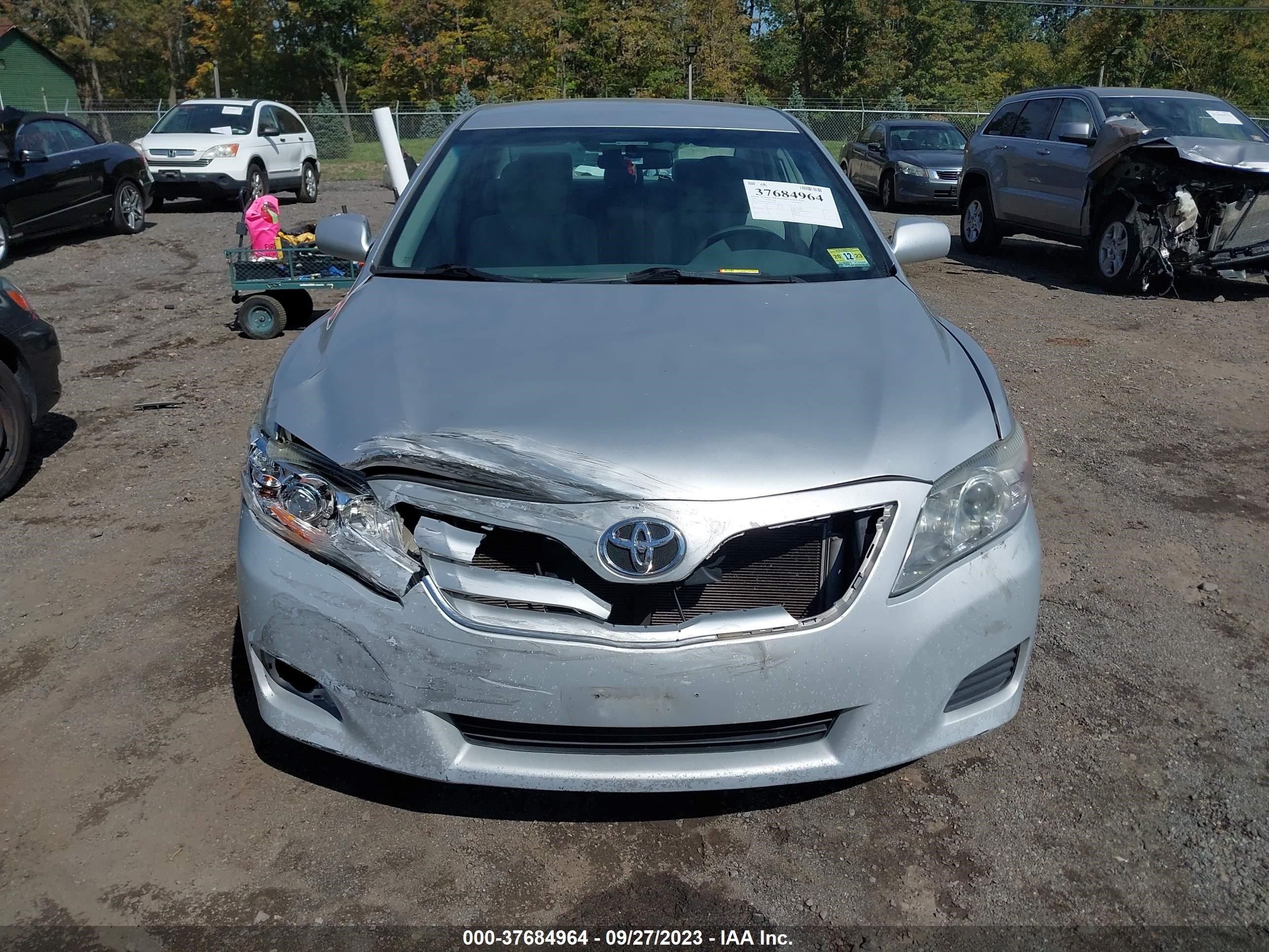 Photo 5 VIN: 4T4BF3EK7BR187544 - TOYOTA CAMRY 