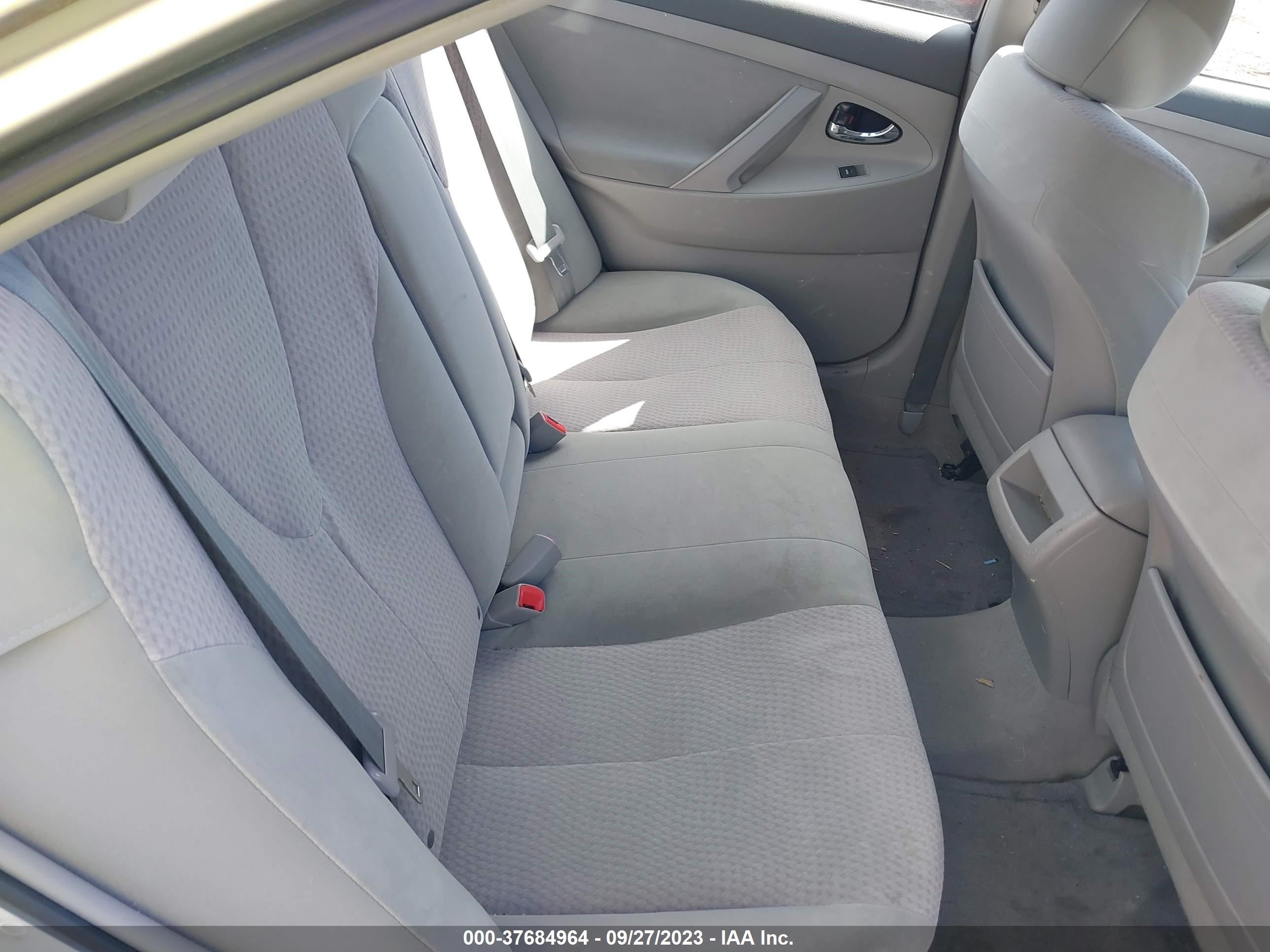 Photo 7 VIN: 4T4BF3EK7BR187544 - TOYOTA CAMRY 