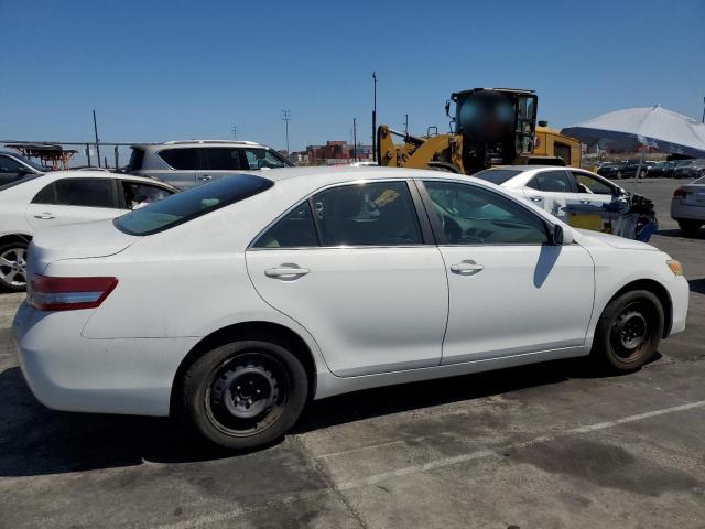 Photo 2 VIN: 4T4BF3EK7BR192002 - TOYOTA CAMRY BASE 