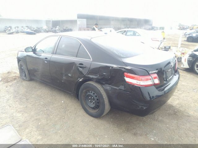 Photo 2 VIN: 4T4BF3EK7BR209588 - TOYOTA CAMRY 