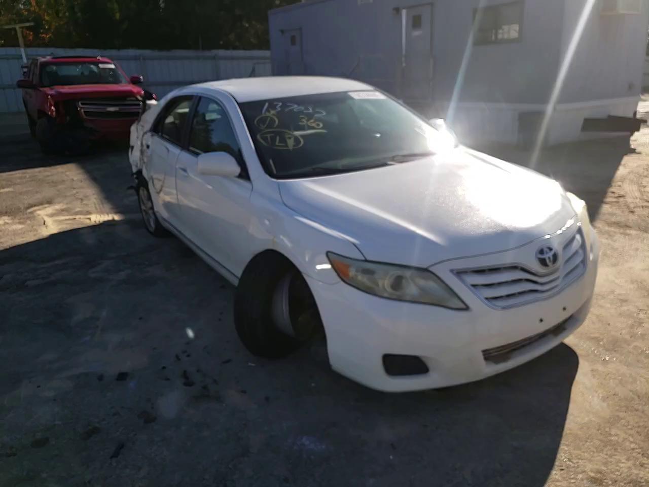 Photo 10 VIN: 4T4BF3EK7BR212054 - TOYOTA CAMRY BASE 