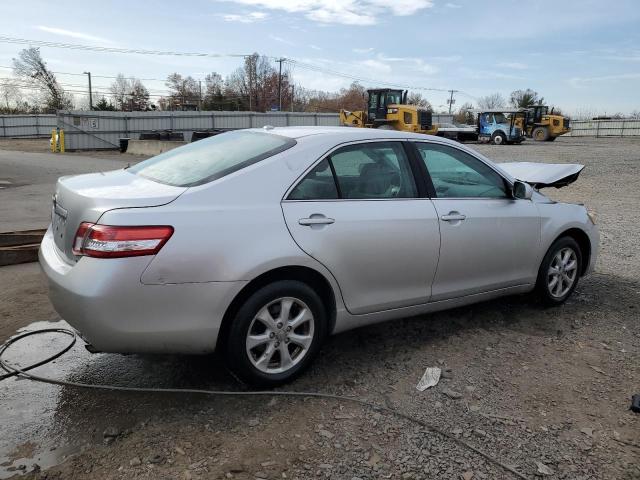 Photo 2 VIN: 4T4BF3EK7BR215679 - TOYOTA CAMRY BASE 