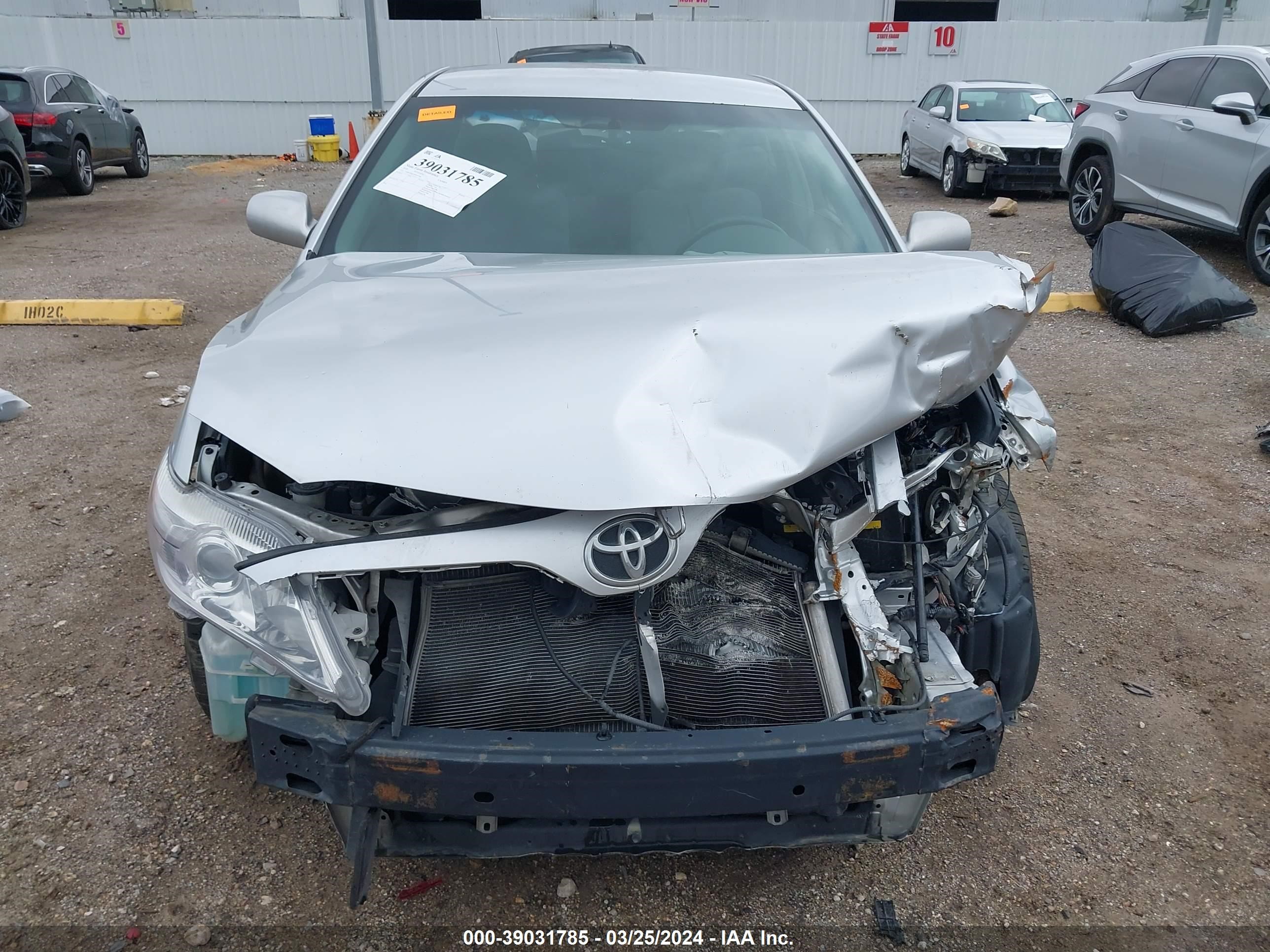 Photo 17 VIN: 4T4BF3EK8AR007504 - TOYOTA CAMRY 