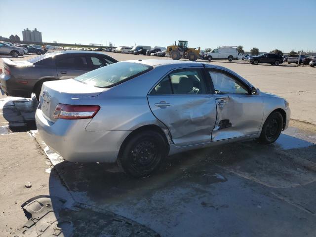 Photo 2 VIN: 4T4BF3EK8AR015716 - TOYOTA CAMRY BASE 