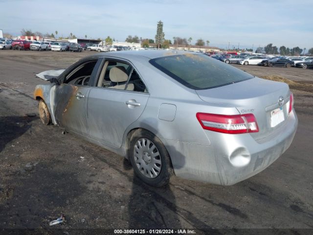 Photo 2 VIN: 4T4BF3EK8AR025369 - TOYOTA CAMRY 