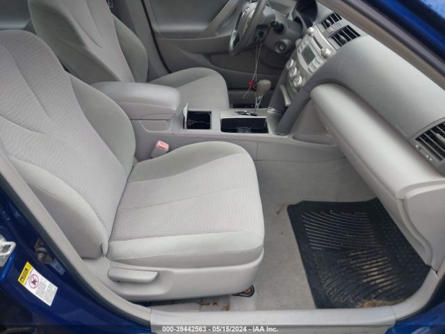 Photo 4 VIN: 4T4BF3EK8AR027414 - TOYOTA CAMRY 