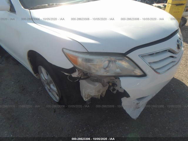 Photo 5 VIN: 4T4BF3EK8AR032077 - TOYOTA CAMRY 