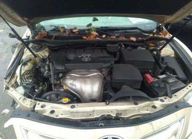 Photo 9 VIN: 4T4BF3EK8AR042687 - TOYOTA CAMRY 