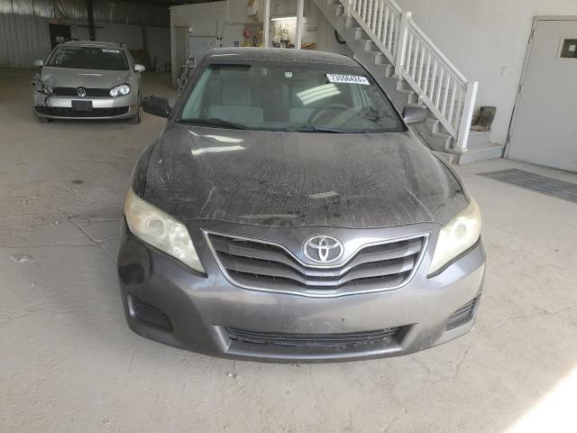 Photo 4 VIN: 4T4BF3EK8AR043001 - TOYOTA CAMRY BASE 