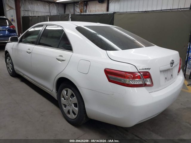 Photo 2 VIN: 4T4BF3EK8AR051356 - TOYOTA CAMRY 