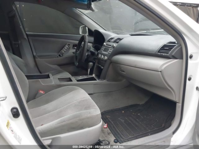 Photo 4 VIN: 4T4BF3EK8AR051356 - TOYOTA CAMRY 