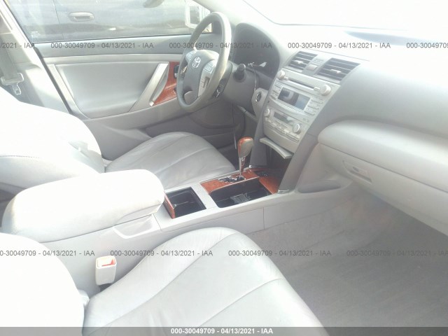 Photo 4 VIN: 4T4BF3EK8AR059327 - TOYOTA CAMRY 