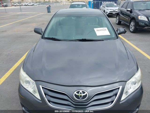 Photo 5 VIN: 4T4BF3EK8BR098436 - TOYOTA CAMRY 