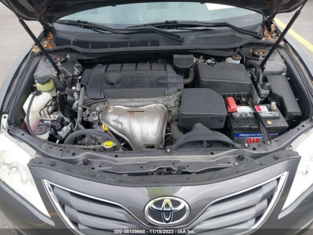 Photo 9 VIN: 4T4BF3EK8BR098436 - TOYOTA CAMRY 