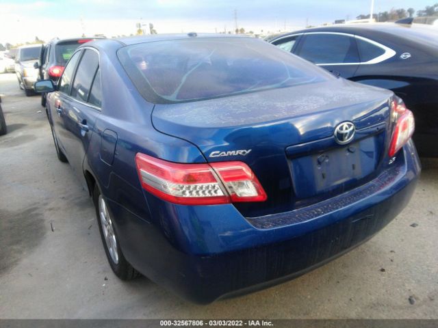 Photo 2 VIN: 4T4BF3EK8BR115963 - TOYOTA CAMRY 