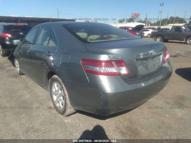 Photo 2 VIN: 4T4BF3EK8BR122556 - TOYOTA CAMRY 