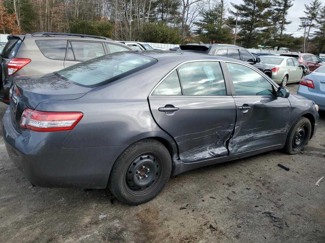 Photo 2 VIN: 4T4BF3EK8BR130222 - TOYOTA CAMRY 