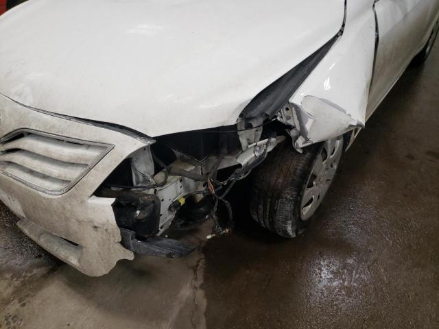 Photo 8 VIN: 4T4BF3EK8BR139101 - TOYOTA CAMRY BASE 