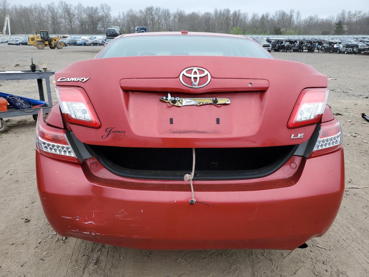 Photo 5 VIN: 4T4BF3EK8BR147313 - TOYOTA CAMRY 