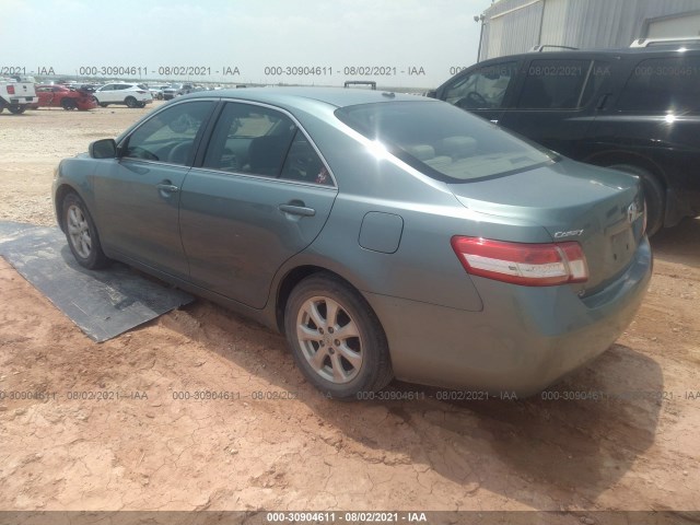 Photo 2 VIN: 4T4BF3EK8BR159025 - TOYOTA CAMRY 