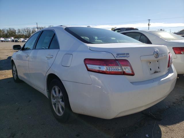 Photo 2 VIN: 4T4BF3EK8BR163429 - TOYOTA CAMRY BASE 