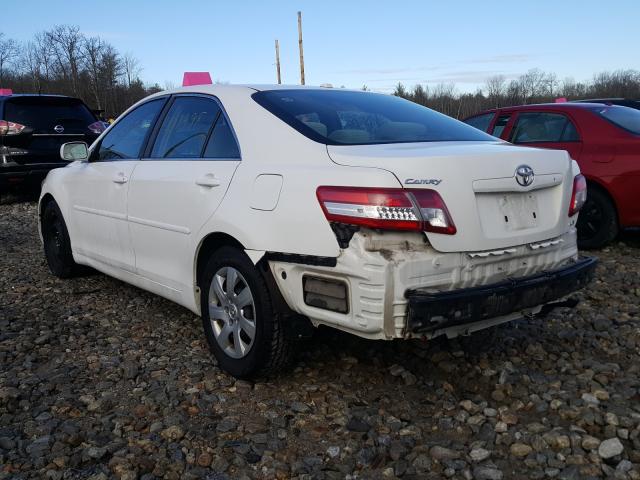 Photo 2 VIN: 4T4BF3EK8BR165536 - TOYOTA CAMRY BASE 