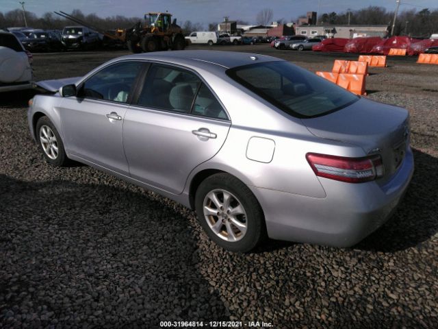 Photo 2 VIN: 4T4BF3EK8BR172115 - TOYOTA CAMRY 